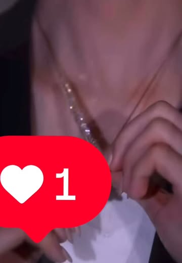 گردنبند گندمی کراواتی